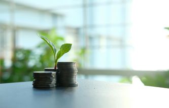 Risk vs Return: The Fundamental Trade-Off in Finance